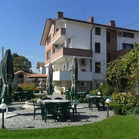 Gergana Hotel *